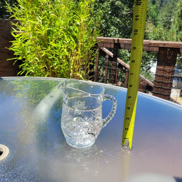 VINTAGE Lead Crystal small pitcher/vase 6"H - Picture 4 of 10